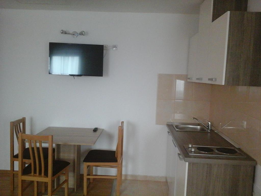 סמולג'אנאק Apartments Dale חדר תמונה